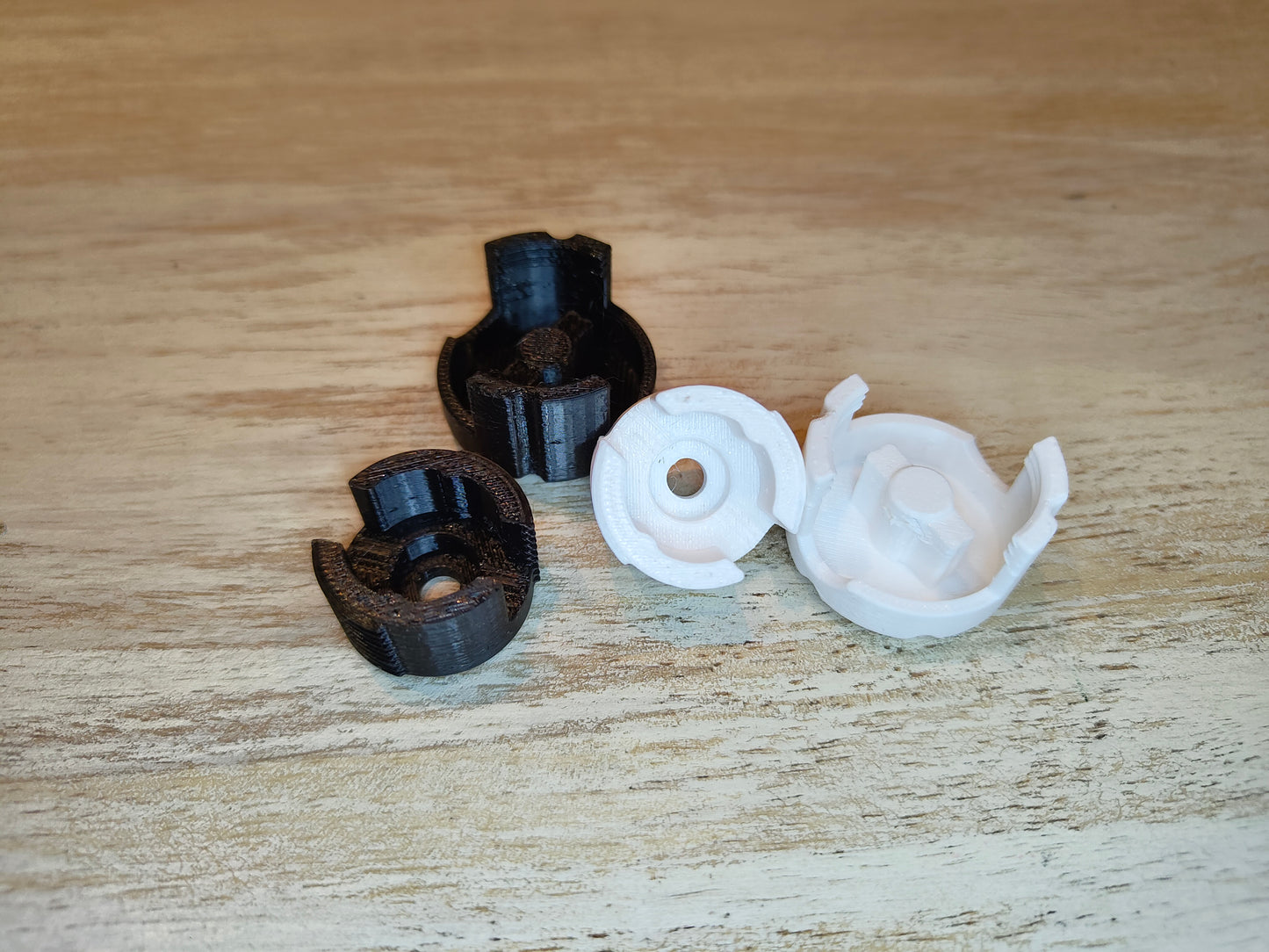 TwistLox Cable Retainers