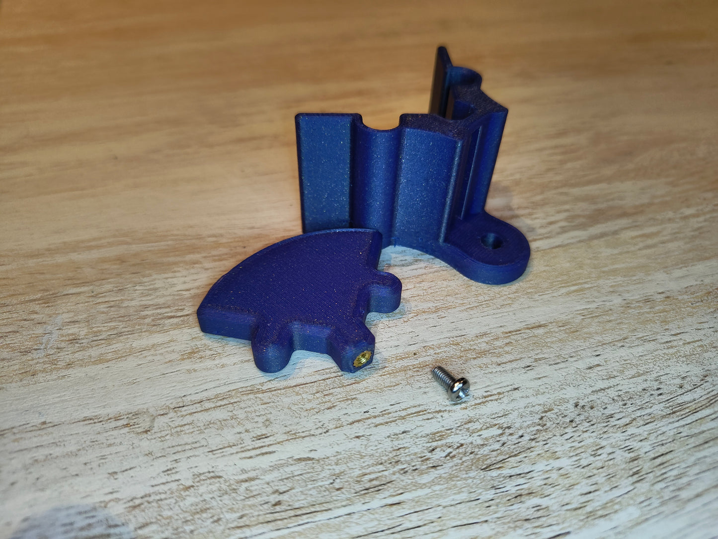 UDM-Universal Device Mount